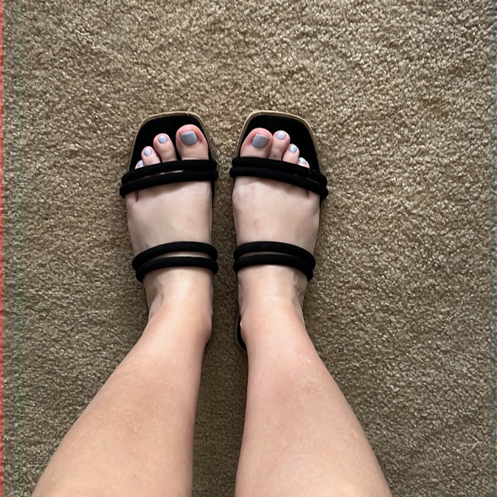 Only Worn Once Or Twice. Size 8, True To Size. Th… - image 4